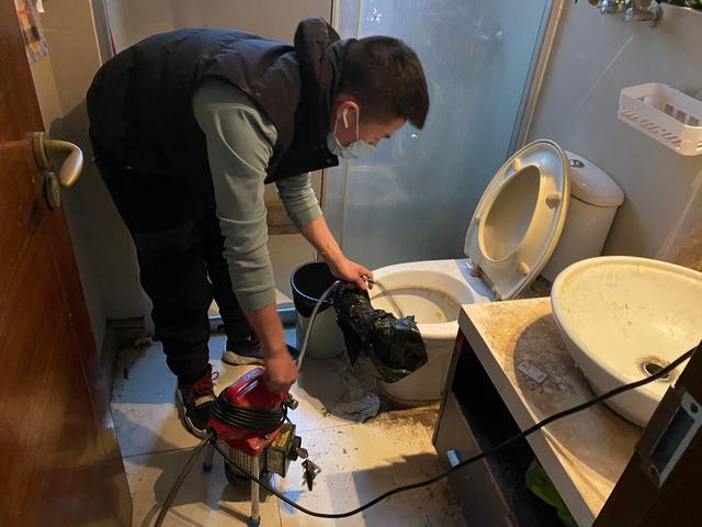 改则不同类型的堵塞，疏通方法不同