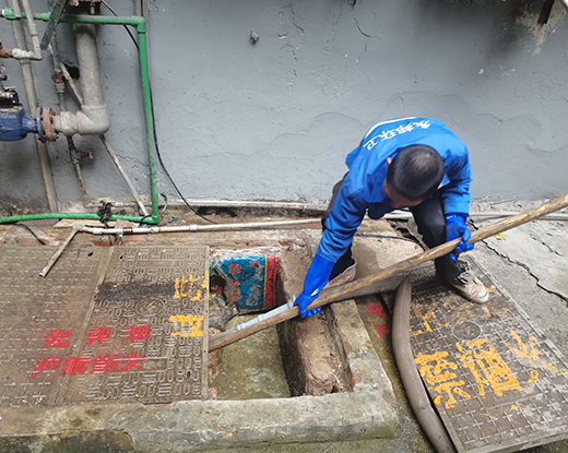 改则清掏化粪池